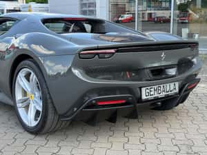 Ferrari 296 GTB - 1.300 km, hibrid, sport — miniatura 4