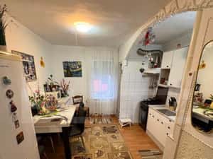 Apartament 4 camere, 80 mp, spatios, etaj intermediar — miniatura 1