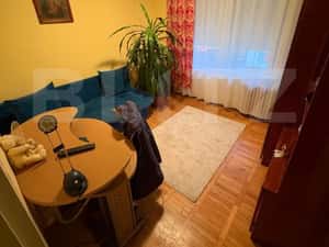 Apartament 4 camere, 80 mp, spatios, etaj intermediar — miniatura 4