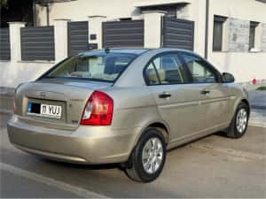 Vand Hyundai Accent 1.5 CRDI 110 CP — miniatura 4