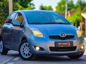 Toyota Yaris Facelift 2010 dec benzina Euro5 ff buna — miniatura 1