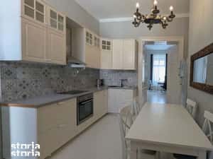Apartament 3 camere la casa situata in centrul istoric — miniatura 3