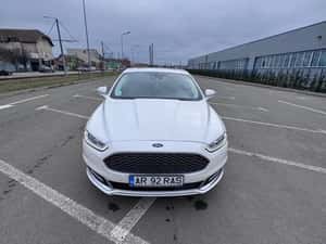 Ford Mondeo Automată 187 HP Hibrid (B/E)