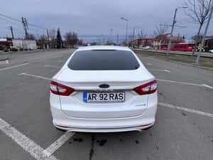 Ford Mondeo Automată 187 HP Hibrid (B/E) — miniatura 3