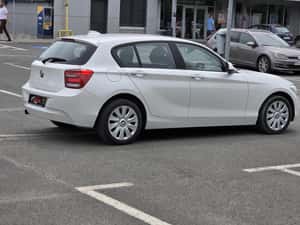 BMW 116i 2014 - 203.900 km, Navigație, Climatizare automată — miniatura 4