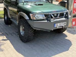 Nissan patrol y61 automat ZD30 autoutilitara . — miniatura 3
