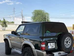 Nissan patrol y61 automat ZD30 autoutilitara . — miniatura 4