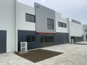 Hala noua 200mp in Ploiesti — miniatura 3