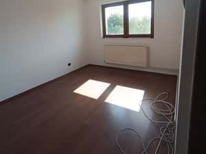 Vanzare apartament 3 camere Targoviste- zona Balaban — miniatura 4