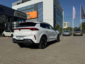 CUPRA Terramar 1.5 eTSI DSG mild hybrid — miniatura 3