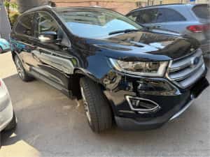 Ford EDGE TITANIUM ( adica forma cea mai cu dotări !)