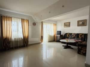 Apartament cu 4 camere, Campia Turzii, zona Centrala — miniatura 3
