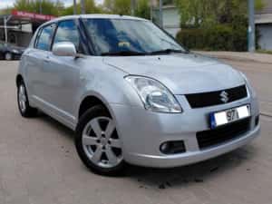 Suzuki Swift Automat full ! Benzina ,impecabila ! — miniatura 10