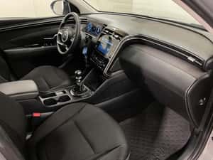 Hyundai TUCSON Manuală 150 HP Benzină — miniatura 2