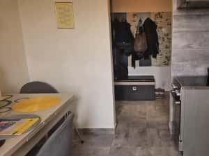 Vand apartament cu 2 camere in Deva, zona Al. Muncii (Piata), mobilat, utilat — miniatura 5