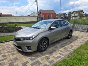 Toyota Corolla, fabricatie 2015, motor 1.6 benzină 132 CP, cutie automată