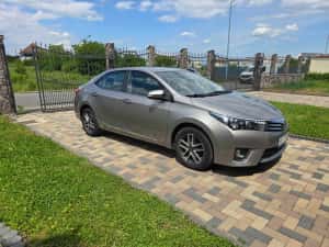 Toyota Corolla, fabricatie 2015, motor 1.6 benzină 132 CP, cutie automată — miniatura 4