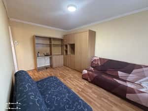 Apartament cu o camera, 21 mp utili, etaj 2, mobilat - Sagului