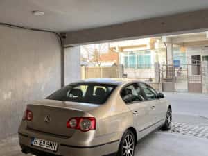 W Passat din 2008 motor 1.6 benzina euro 4 km 240000 — miniatura 7