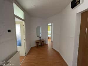 Apartament 2 camere, balcon, Cugir — miniatura 3