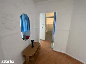 Apartament 2 camere, balcon, Cugir — miniatura 5