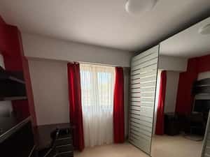 INCHIRIEZ APARTAMENT 3 CAMERE NERVA TRAIAN — miniatura 6