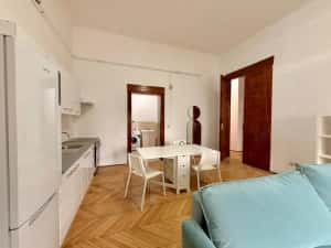 Apartament spațios 4 camere, Piata Victoriei — miniatura 5