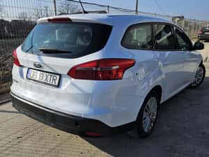 Ford Focus Break 2015, 280.000 km, 4.950 EUR, Glina Ilfov — miniatura 5