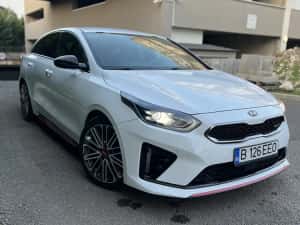 Kia Proceed GT - 204 HP - Deluxe White — miniatura 2