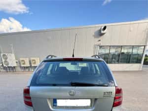 Vand urgent Skoda Octavia — miniatura 5