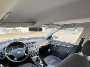 Vand urgent Skoda Octavia — miniatura 7