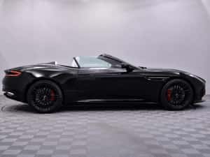 Aston Martin DB12 Cabrio 680 CP - 255.000 EUR — miniatura 3