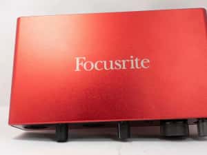 Focusrite Scarlett 4i4 3rd Gen — miniatura 2