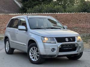 Suzuki Grand Vitara  2009 motor 1,9 diesel 129 cp. 4x4 la buton — miniatura 10