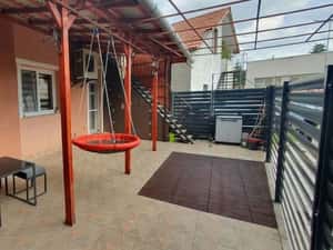 Ultracentral | Apartament la casa 85 mp | 2 parcari | Terasa | Curte — miniatura 4