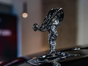 Rolls-Royce Cullinan Bespoke - ultra-luxury SUV — miniatura 7