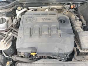 Capac Antifonare Motor Volkswagen Passat B8 2.0 TDI 2015 - 2020 Cod 04L103925N [K3975] — miniatura 7