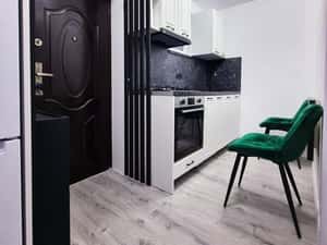 Inchiriez apartament cu 2 camere decomandat — miniatura 4