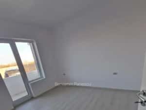 Apartament 2 Camere Decomandat Centrala Proprie 2 Locuri De Parcare Zona Giroc — miniatura 1