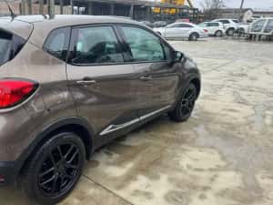 Renault Captur 1.5 DCI Euro5 2018 avariat lovit avariate — miniatura 4