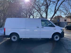 Volkswagen TRANSPORTER T6 LUNG / LONG an 2018 cu 3 locuri — miniatura 8