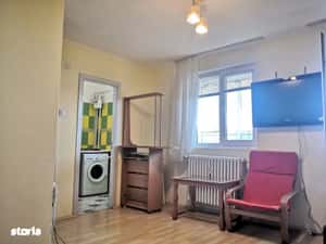 Garsoniera Victoriei | la 2 min de metrou | aer conditionat — miniatura 5