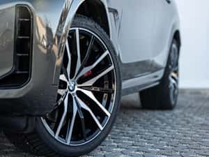 BMW X6 SUV 2025 - 17.790 km - 81.999 EUR — miniatura 5