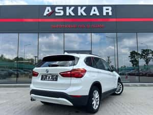 BMW X1 sDrive18i Aut. 2021 — miniatura 6