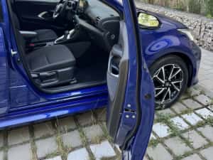 Toyota Yaris Dynamic Plus 1.5 Hybrid CVT Garantie 2029 49.000KM Achizionat din reprezentanta de nou — miniatura 7
