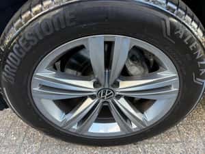 Volkswagen Touareg SUV 2022, Diesel, 121900 km — miniatura 5