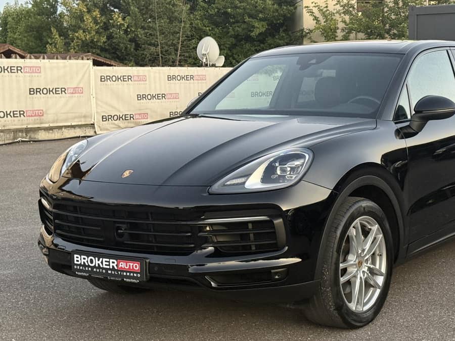Porsche Cayenne Automată 340 HP Benzină — fotografie 1 din 7