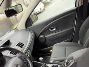 Renault Megane — miniatura 9