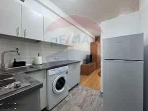 INCHIRIERE| Garsonieră renovată, mobilată complet | Zona Astra — miniatura 3