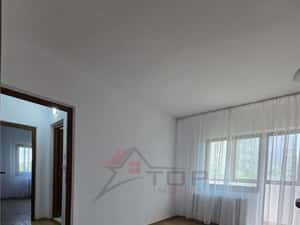 Zimbru - Tigarete, 3 camere decomandat 81mp, bloc din 91 — miniatura 6